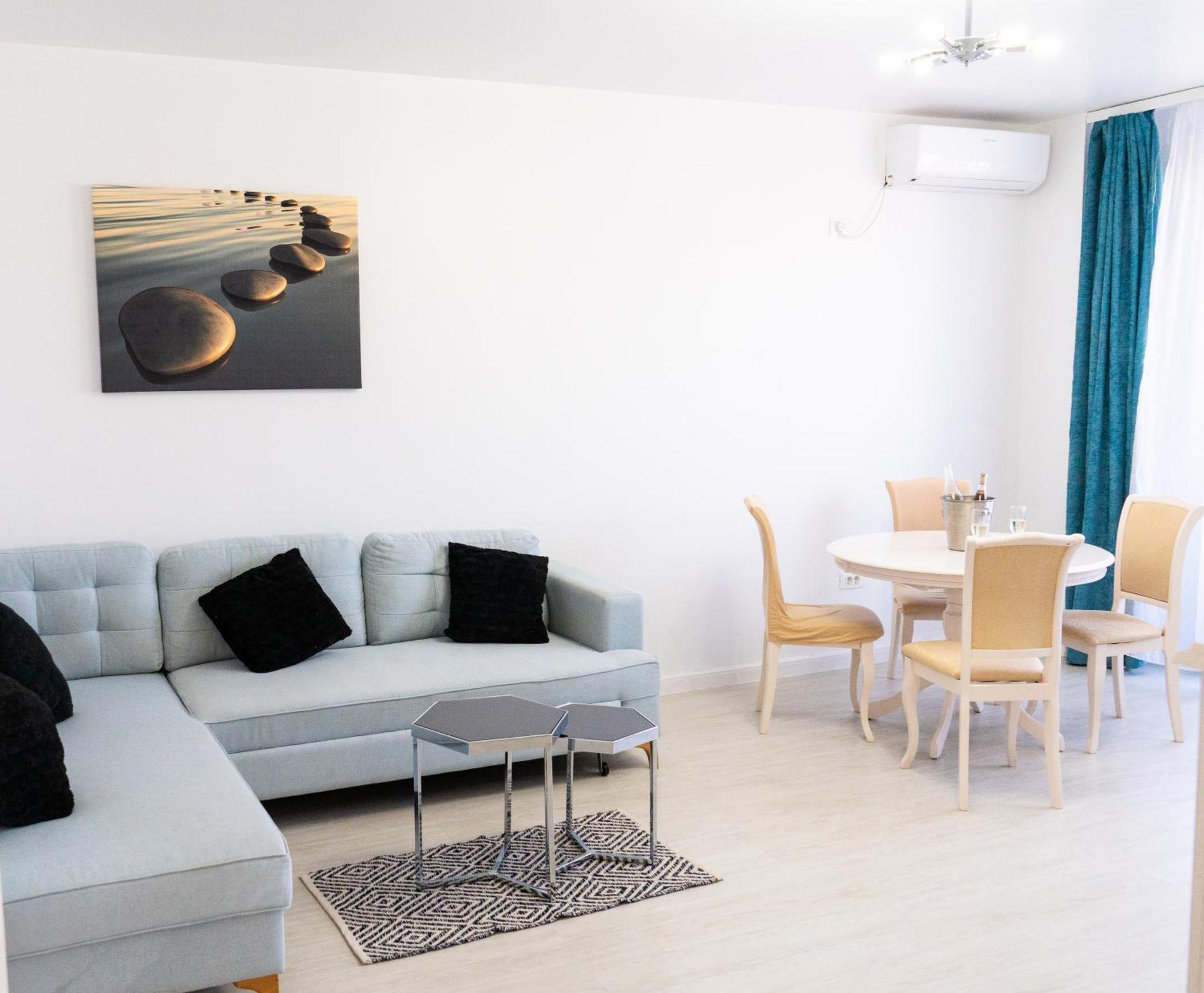 Alexis Spacious Classic Apartment Mamaia Dış mekan fotoğraf